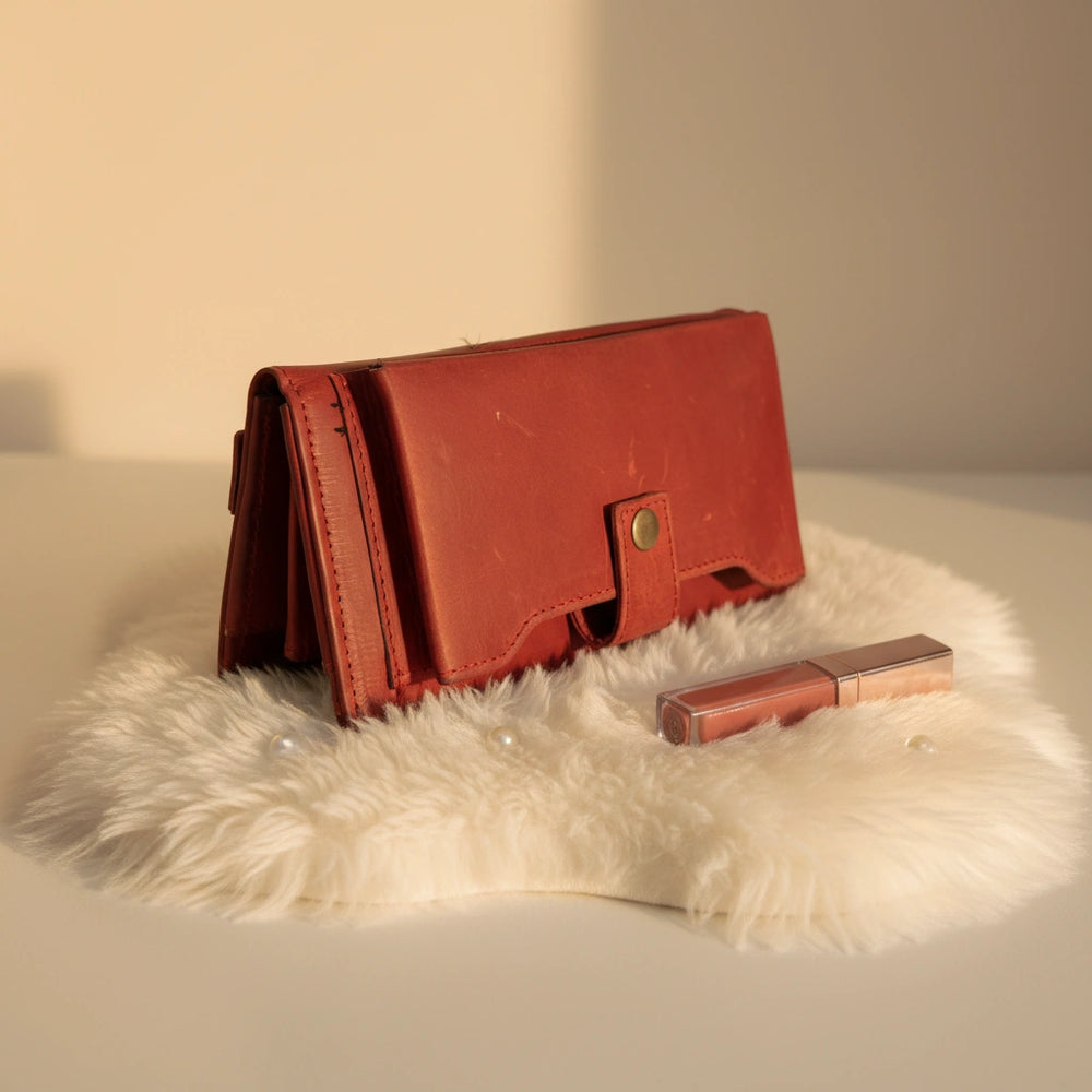 Ladies leather clutch wallet with zip around in Ruby Red | Leathery