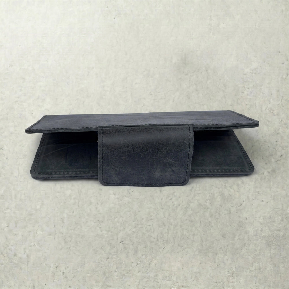 Unisex long leather wallet with snap closure in Charcoal Black | Leathery