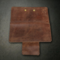 Unisex long leather wallet with snap closure in Walnut Brown | Leathery