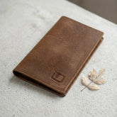 Men's long leather wallet with magnetic close in Tan Camel Brown | Leathery