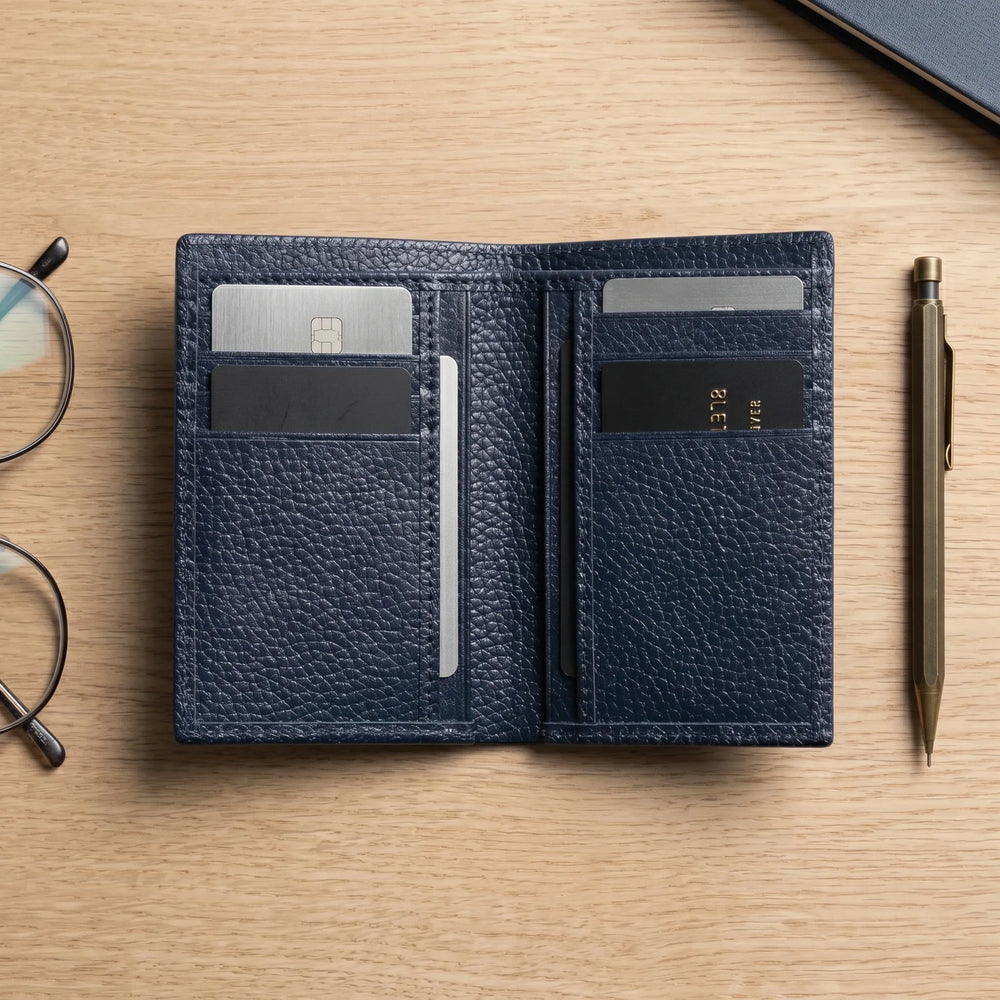Slim men's leather wallet in Midnight Navy Blue | Leathery