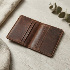 Men's leather card holder wallet in Iron Blood Burgundy Brown | Leathery