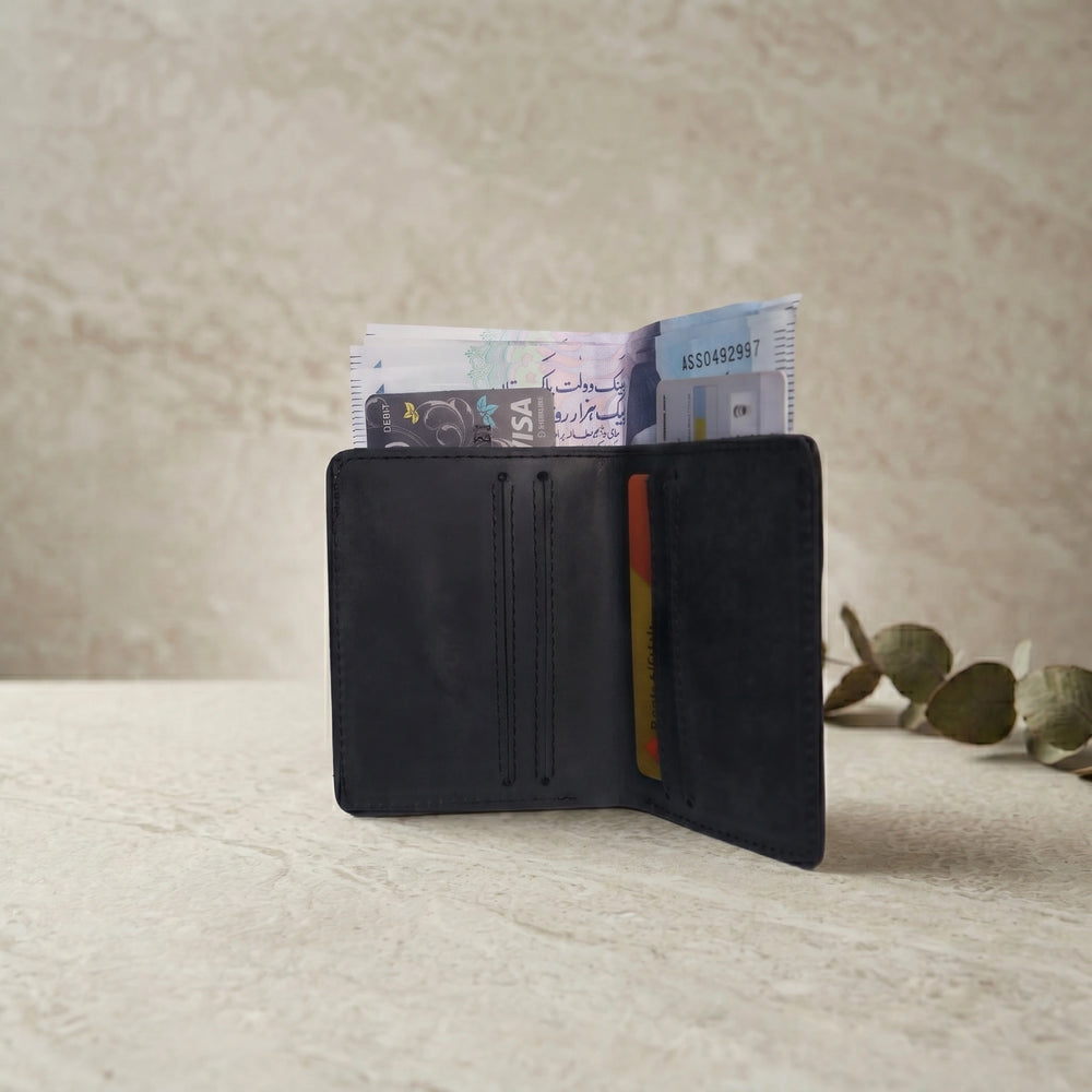 Men's leather card holder wallet in Charcoal Black | Leathery