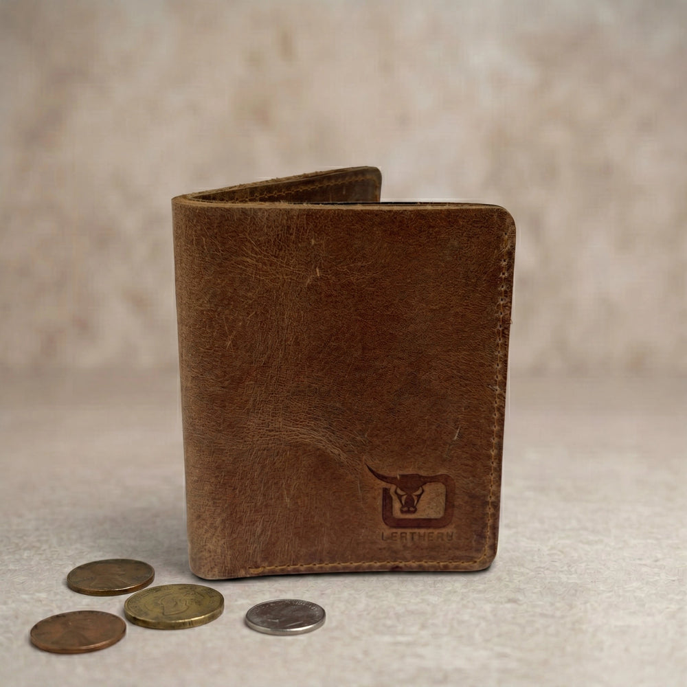 Men's leather card holder wallet in Saddle Brown | Leathery