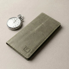 Men's bifold long leather wallet in Grey Olive | Leathery