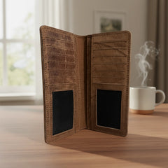 Men's bifold long leather wallet in Walnut Brown | Leathery