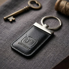 Leather key holder in Jet Black | Leathery