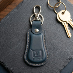 Leather keychain with swivel clasp in Midnight Navy | Leathery