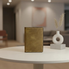 Men's slim leather card holder in Tortilla Dirt Brown | Leathery