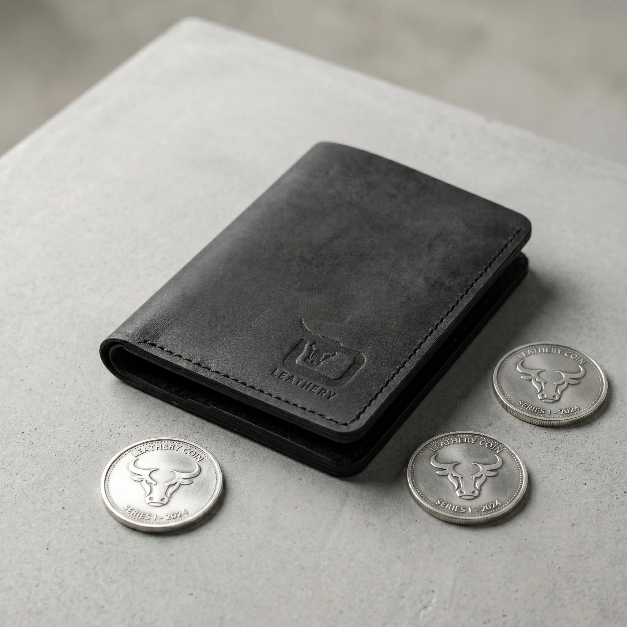 Rugged unisex leather card holder in Charcoal Black | Leathery