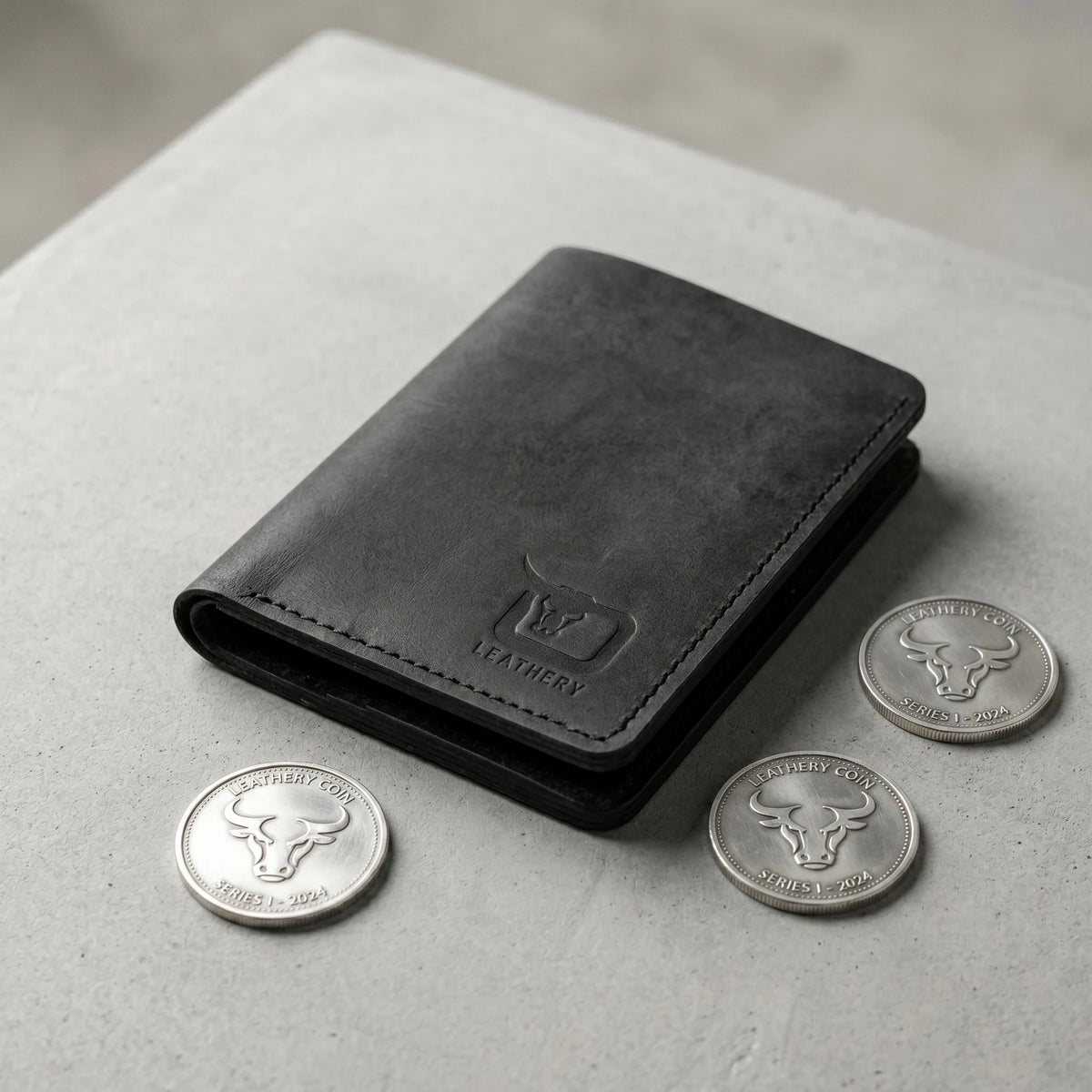 Rugged unisex leather card holder in Charcoal Black | Leathery