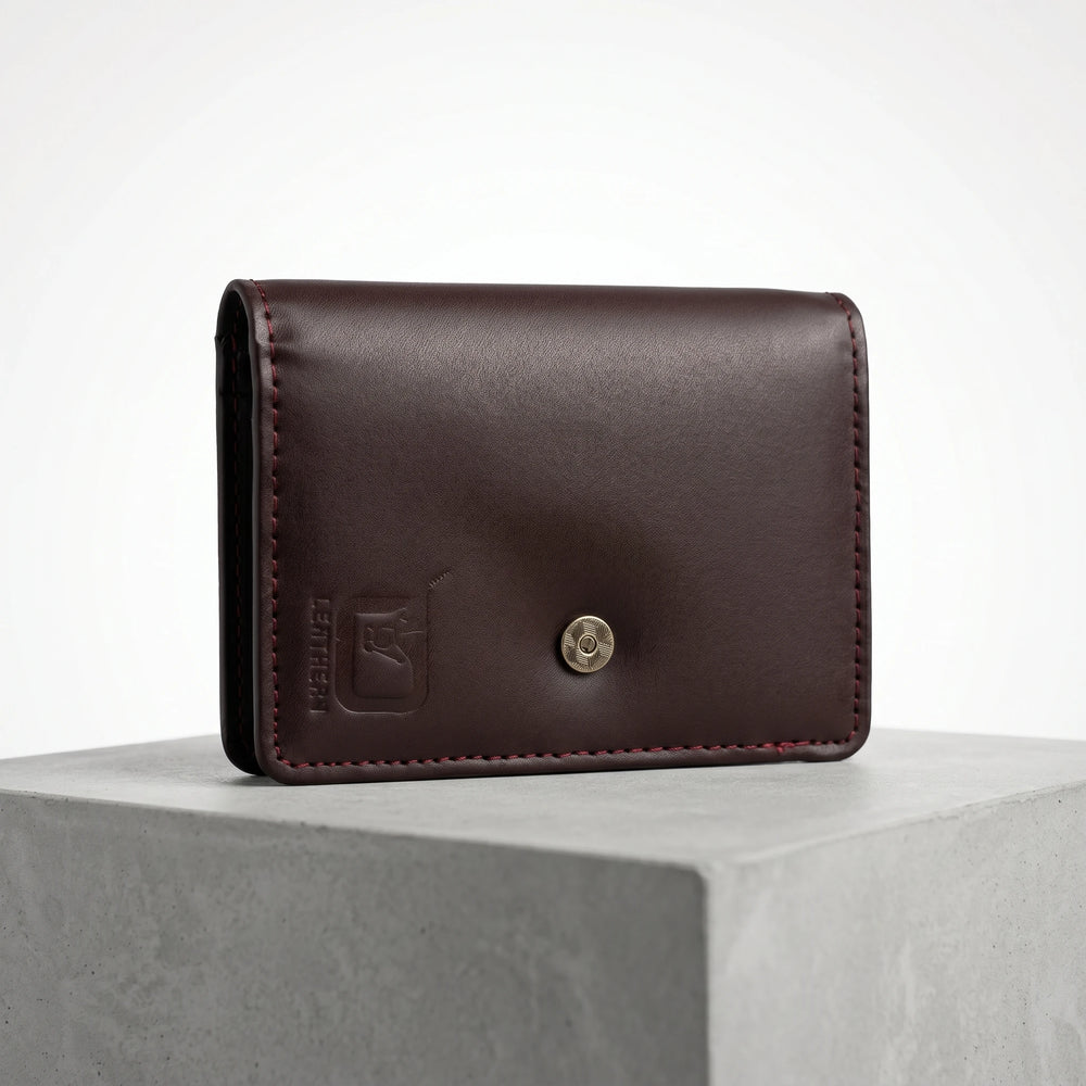 Men's leather wallet in Deep Burgundy Maroon | Leathery