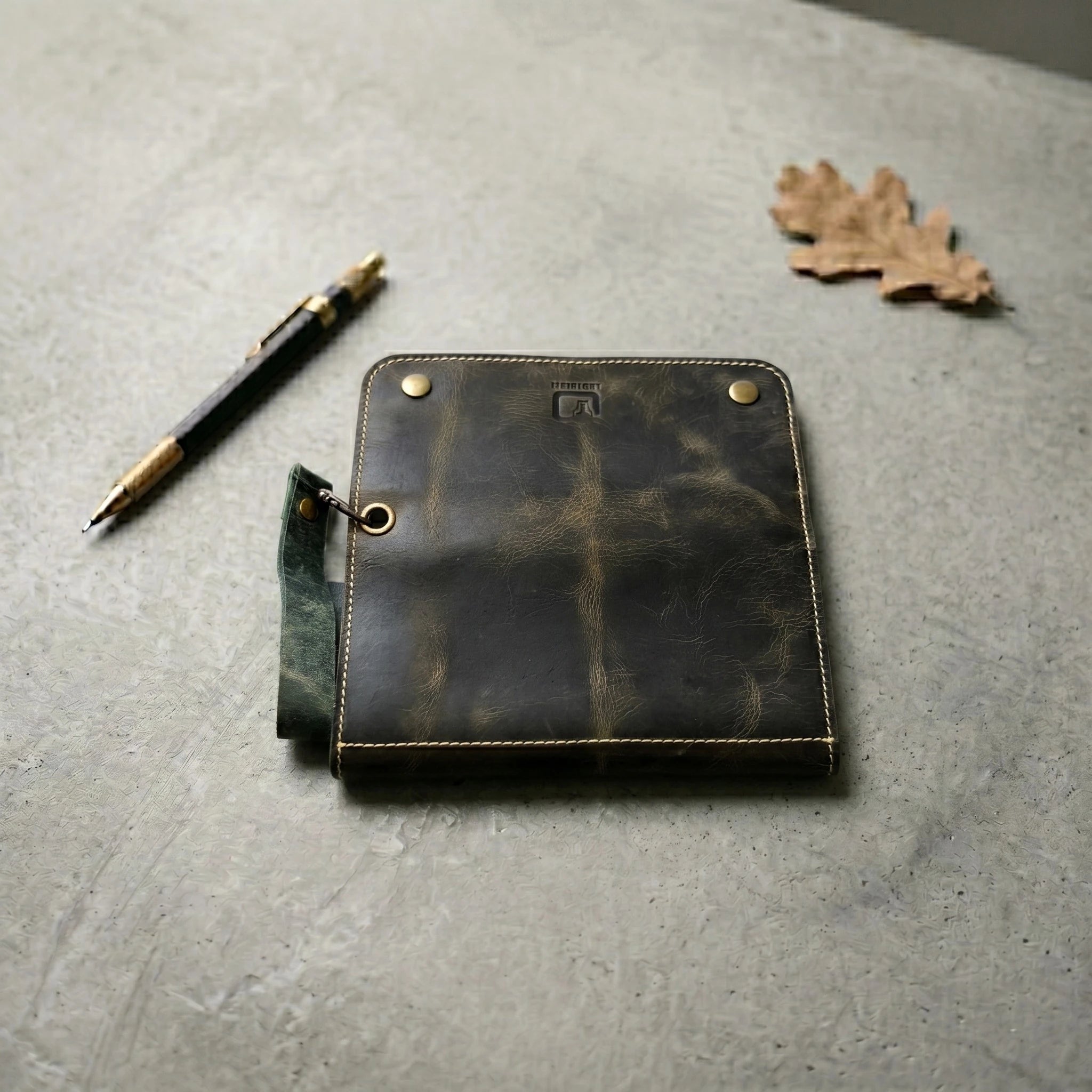 Ladies leather clutch wallet in Rugged Army Green | Leathery