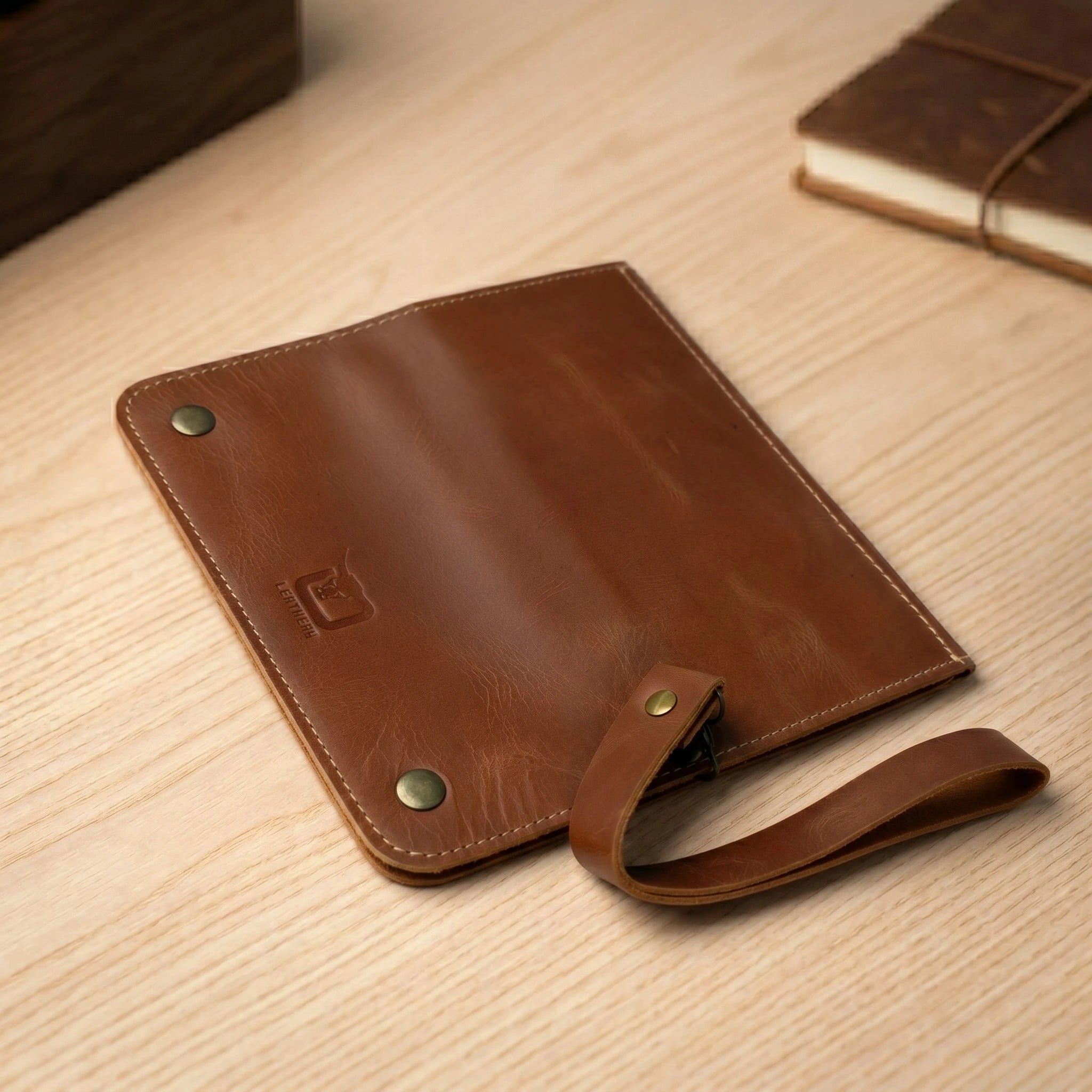 Ladies leather clutch wallet in Royal Brown | Leathery