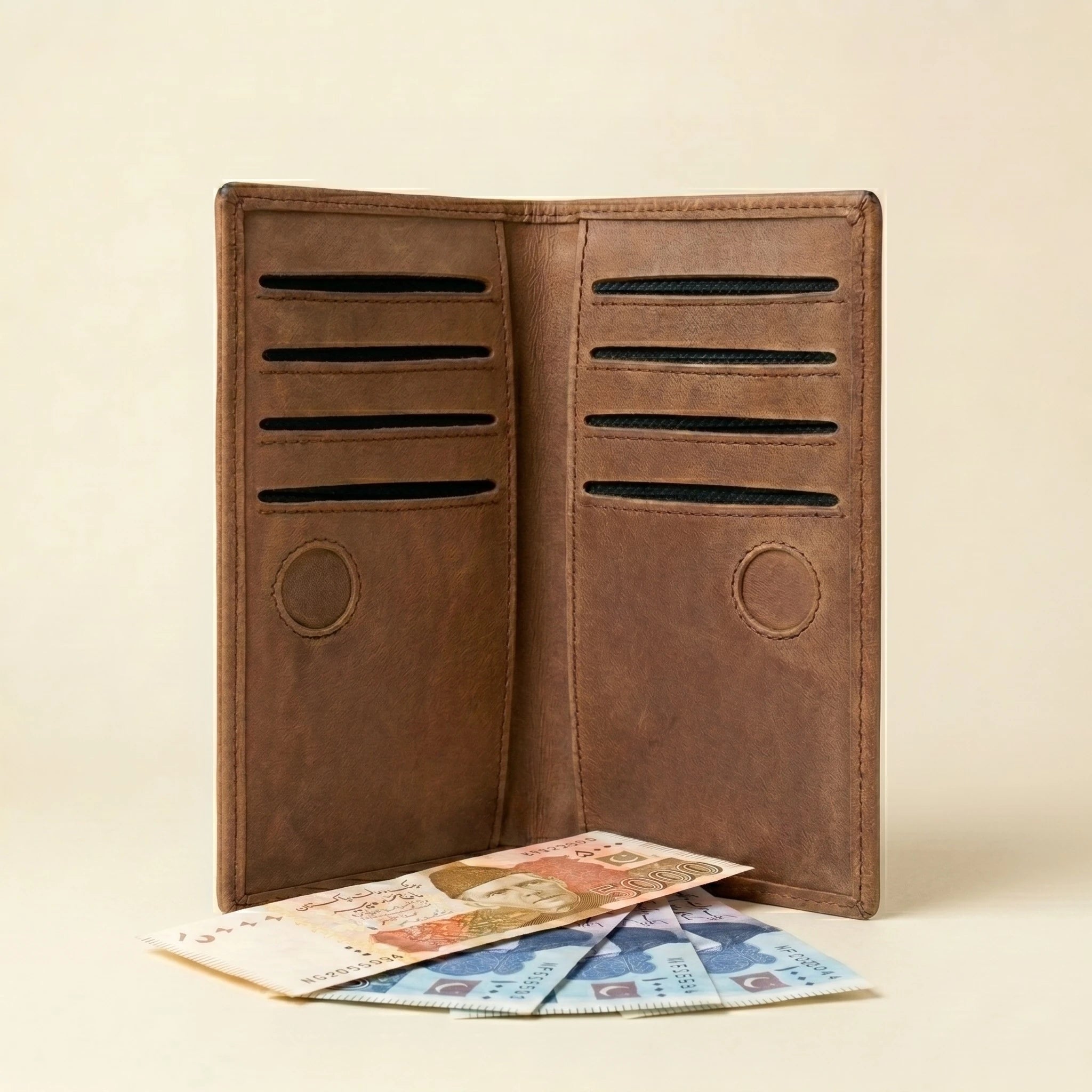 Men's long leather wallet with magnetic close in Saddle Brown | Leathery