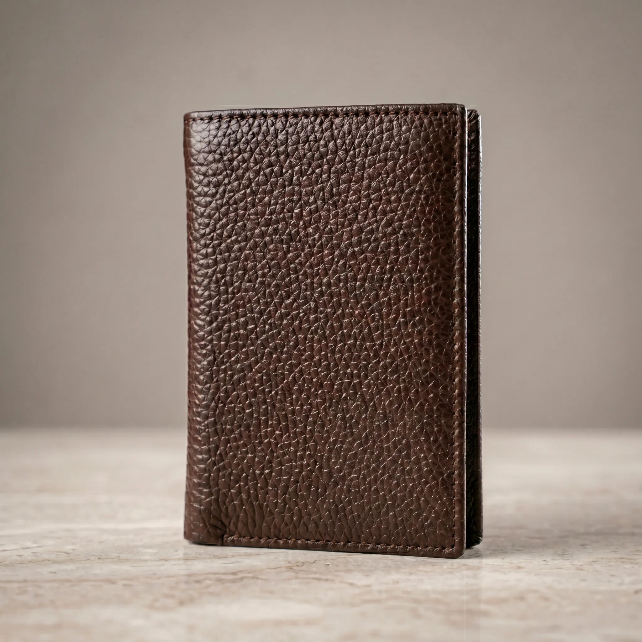 Slim men's leather wallet in Chocolate Brown | Leathery