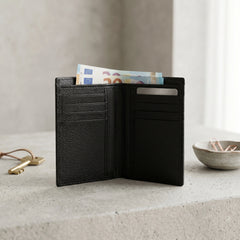 Slim men's leather wallet in Jet Black | Leathery