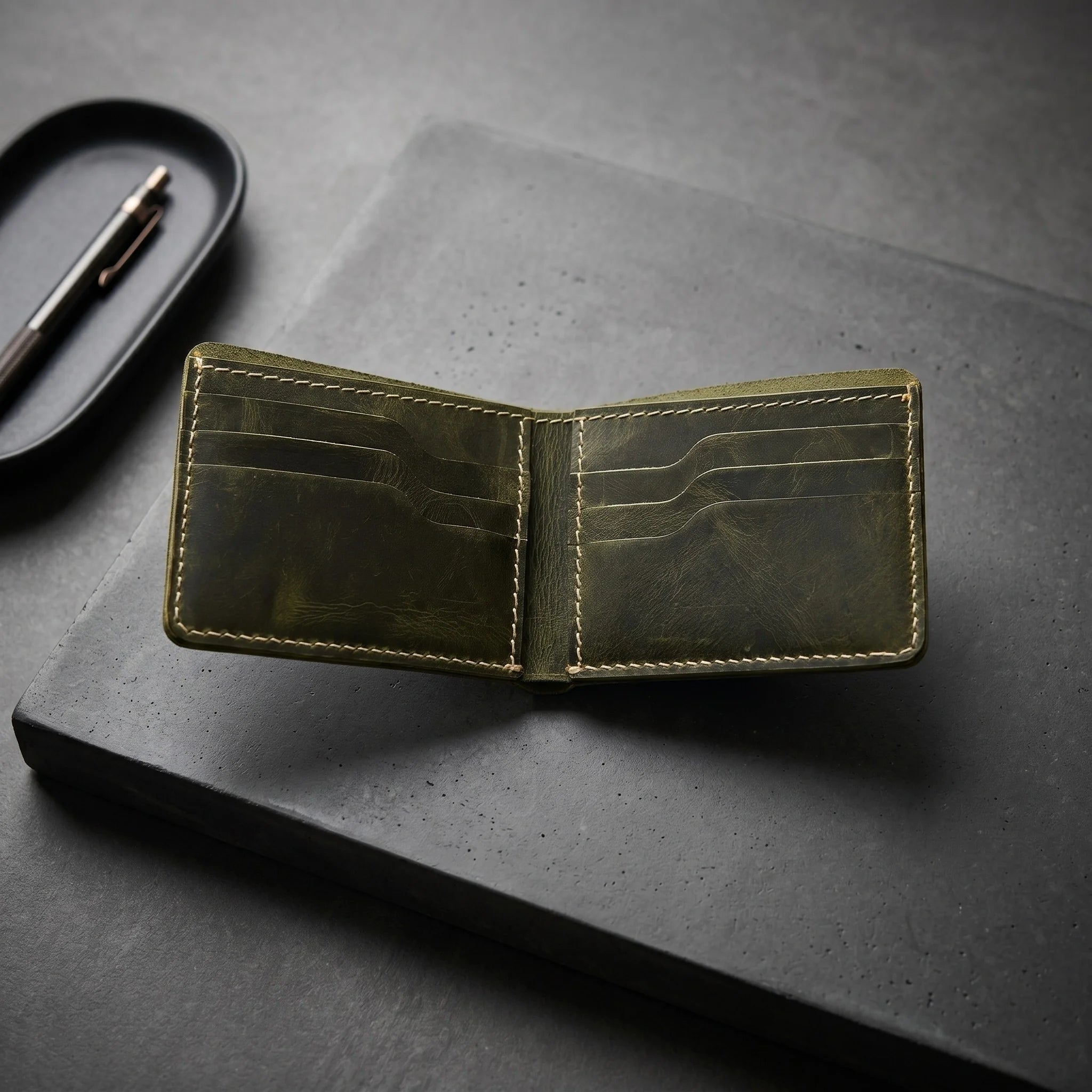 Men's dollar size bifold leather wallet in Forest Moss Green | Leathery