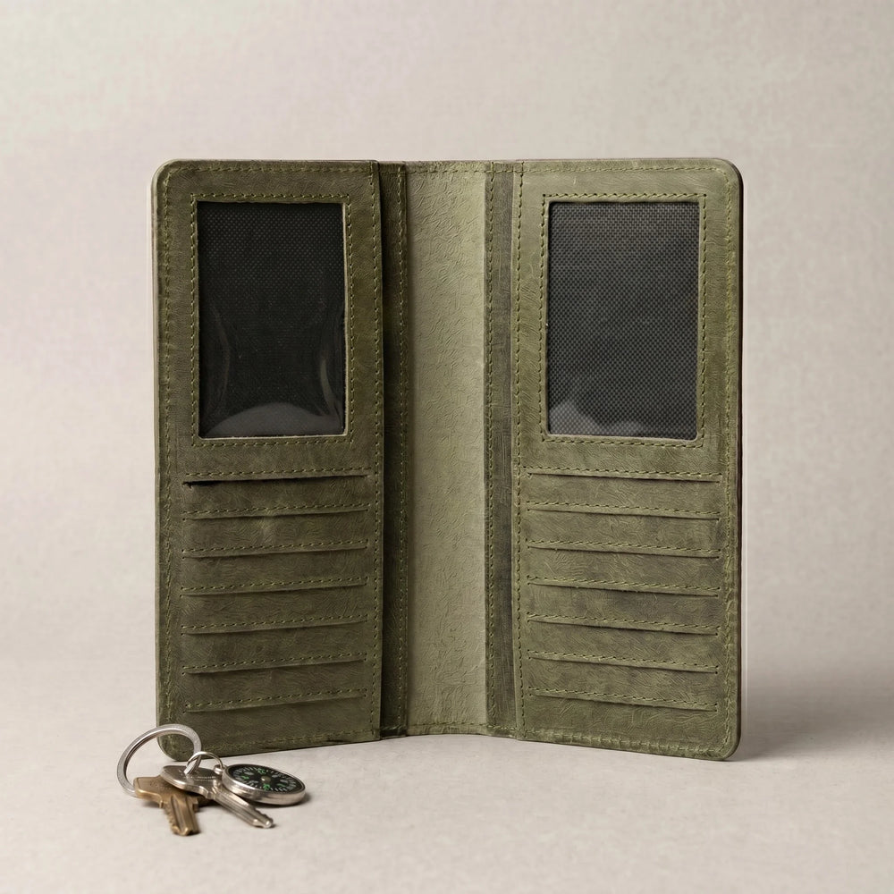 Men's bifold long leather wallet in Grey Olive | Leathery